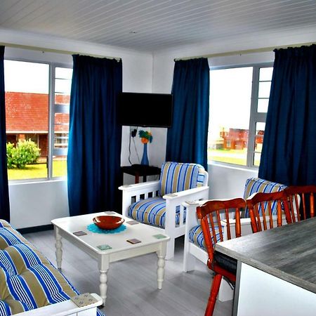 דה קלדרס Whale Watch Accommodation מראה חיצוני תמונה